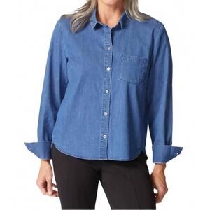 NEW HABITAT perfect travel shaped hem shirt in medium denim